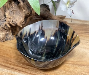 Cuenco de cuerno de búfalo de buey Natural con diseños modernos 2025, artesanía de estilo Animal de cerámica pulida para fruta, comida, para el hogar Decoración de mesa, fiesta - Product Image 2