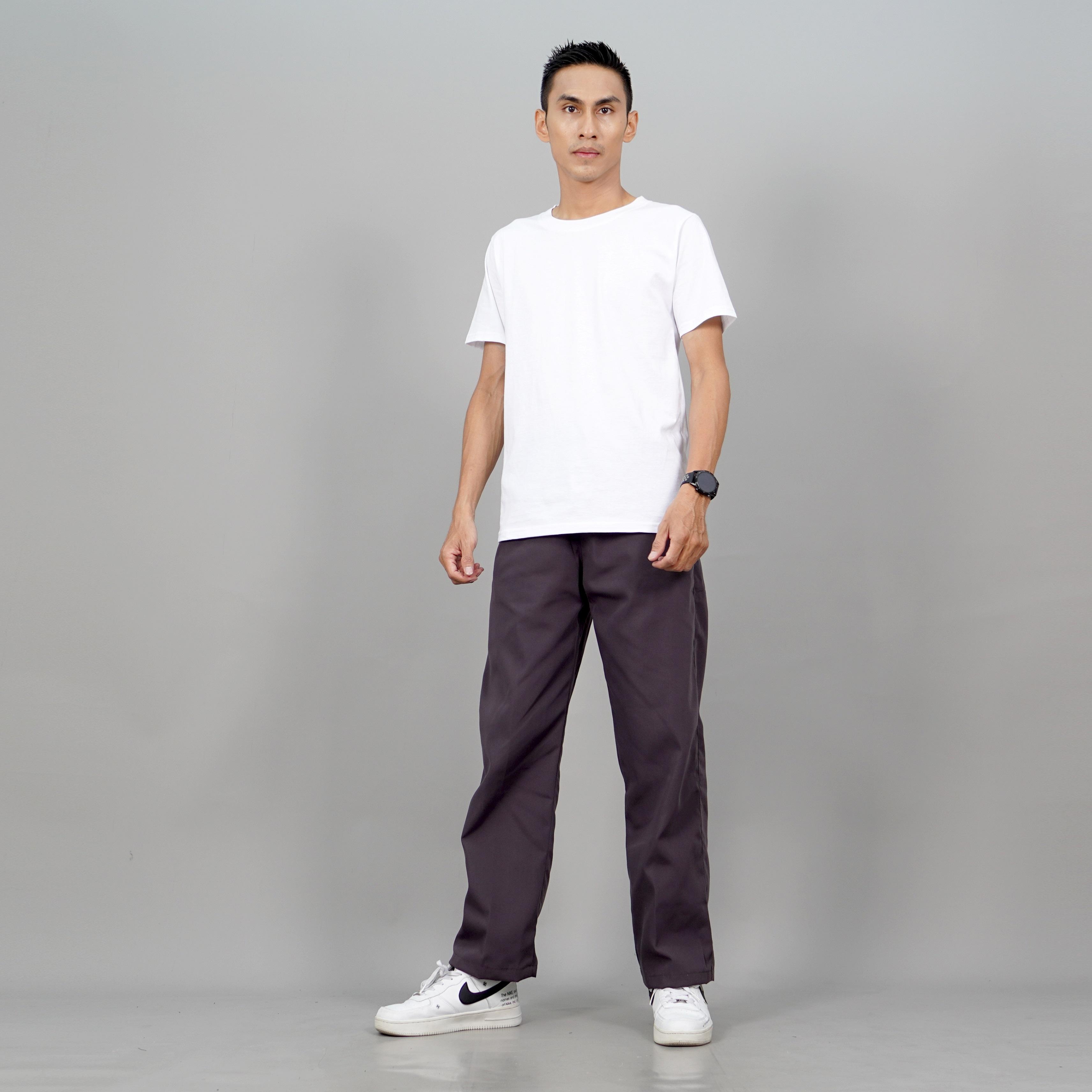 สีเทาเข้ม