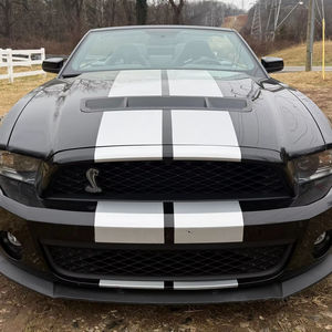 Ford Mustang Shelby GT500 Cabriolet d'occasion de 2012, 54 000 milles, boîte manuelle 6 vitesses, V8 suralimenté de 550 ch, peu modifiée - Product Image 1
