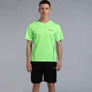 Conjuntos de uniformes de fútbol de entrenamiento para hombres personalizados Diseño del fabricante para adultos Ropa deportiva al aire libre con nuevos pantalones cortos Estilo Logo hecho - Product Image 2