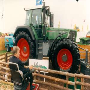 Meilleur prix Fendt tracteur agricole acheter maintenant en stock livraison rapide bas prix bon marché efficace puissant tracteur à vendre - Product Image 3