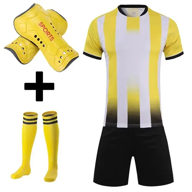Soccer2024 nuova maglia sportiva per bambini vestiti di calcio kit per le donne e gli uomini a righe maglia da calcio Set con stinco e calzini