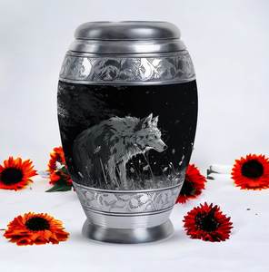 Urnas de lobo salvaje para cenizas de cremación, urna de aluminio hecha a mano para cenizas, lobo de 200 pulgadas cúbicas, urna conmemorativa personalizada - Product Image 2