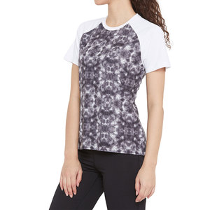 เสื้อยืดผ้าโพลีเอสเตอร์พิมพ์ลายออแกนิกสำหรับผู้หญิงสั่งทำได้ - Product Image 2