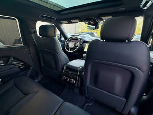 Land Rover Range Rover Sport P400 Dynamic SE 2024 Usado en Excelentes Condiciones - Product Image 6