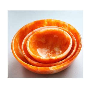 ถ้วยเสิร์ฟทำด้วยมือทำจากเรซิ่นดีไซน์อเนกประสงค์พร้อมสัมผัสศิลปะสมัยใหม่เหมาะสำหรับของว่างในสลัดผลไม้หรือของตกแต่งบ้าน - Product Image 1