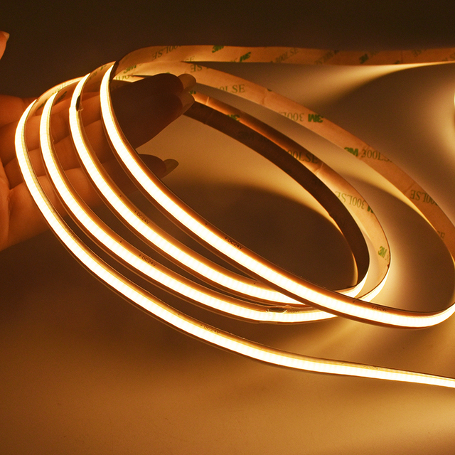 New Arrival Smart High Density 600 LED/m USB Free Cutting COB LED Strip Light 8mm PCB CRI90 Soldering Free Dotless