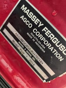 Tractor Agrícola Massey Ferguson GC1705 4WD 2018 con Motor de 70HP, Caja de Cambios y Bomba - Alta Productividad - Product Image 5