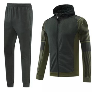 Conjunto Deportivo de Dos Piezas Personalizado con Logotipo, Unisex, Cortavientos, para Invierno, Sostenible, Tallas Grandes, para Gimnasio y Fitness - Product Image 6