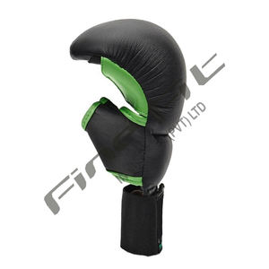 Gants de karaté d'arts martiaux de qualité supérieure Logo personnalisé Gants d'entraînement de boxe en cuir Léger et durable Équipement de sport - Product Image 6