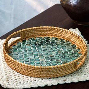 Bandeja de Servicio Móvil Decorativa de Ratán Moderno Hecha a Mano Natural, Organizador Duradero y Ecológico Tradebyd - Product Image 2