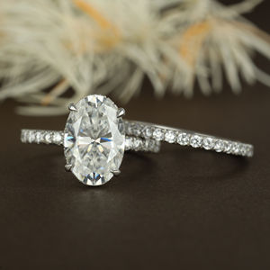 Ensemble de mariage de mariée taille ovale en or 10K 14K 925 argent avec diamants cultivés en laboratoire certificat IGI Halo caché pour les fêtes - Product Image 6