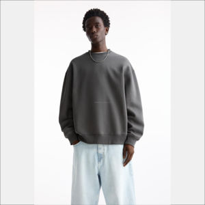 Sweat-shirt personnalisé à col ras du cou pour hommes avec capuche respirante pour l'hiver Vêtements d'extérieur Vente en gros Teint uni Basics - Product Image 4