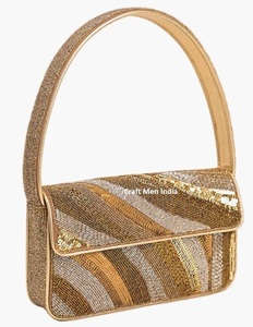 Bolso de Mano Bordado a Mano con Cuentas de Semillas con Diseño Floral Bohemio, Bolso de Hombro Personalizado con Cuentas y Borlas Coloridas - Product Image 3