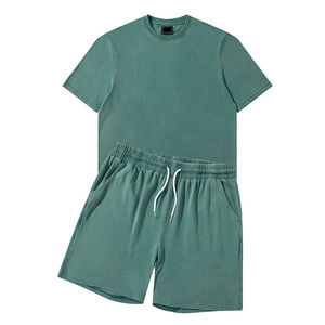 Nouvel Arrivage – Ensemble Survêtement Homme Été Simple et Ample, Col Rond, Couleur Unie, avec Logo Personnalisé – T-shirt et Short Minimalistes - Product Image 1