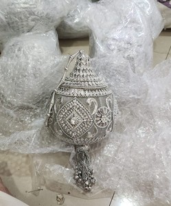 Bolso de Mano de Noche para Novia, Hecho a Mano con Cuentas, Correa de Hombro, Cierre de Solapa, Diseño Único, Forro de Satén, Diseño Moderno para Bodas - Product Image 5