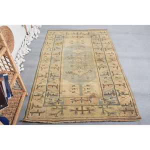 Alfombra Turca de 3.9x6.2 pies, Alfombra Vintage Beige a Rayas de Lana - Product Image 1