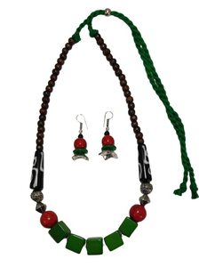 Bloesem Ambacht India 'S Premium Klassieke Stijl Hars Kralen Ketting Voor Meisjes Concurrerende Prijs Groothandel Mode Hangers Bedels - Product Image 4