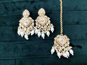 ชุดสร้อยคอมินาโบราณสีทองสไตล์บอลลีวูดสุดพิเศษ - Product Image 3