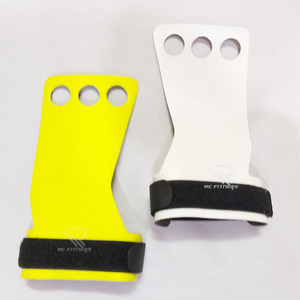 Poignées de gymnastique professionnelles en néoprène à 3 trous légères pour l'exercice et l'haltérophilie – Vente en gros OEM - Product Image 4