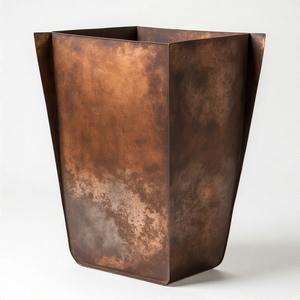 Ron Garden Bowl con superficie de pátina profunda y detalles forjados a mano que muestran la elegancia Botánica para terrazas reales o época - Product Image 3