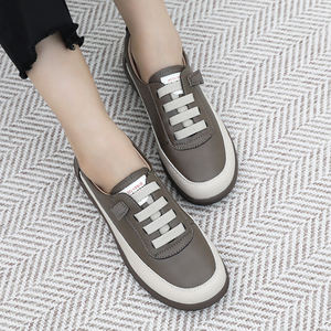 Chaussures décontractées légères et confortables pour femmes [JSHOE] Action Leather Cowhide Divai Band String Sneakers 3,5 cm - Product Image 2