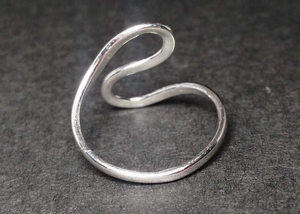 Anillo de Plata de Ley 925 Hecho a Mano con Diseño de Ola, Joyería para Uso Diario, Regalo para Ella, Precio al por Mayor - Product Image 4