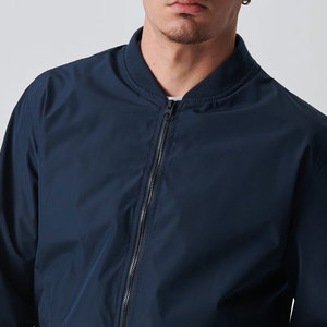 Look classique Logo imprimé personnalisé hommes Bomber veste fabriqué en usine hommes Bomber veste couleur unique KY Camo impression Bomber veste - Product Image 6