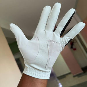 Guantes de golf de cuero Cabretta de alta calidad con logotipo personalizado Guantes de golf de cuero Cabretta duraderos de alta calidad con estilo a la venta - Product Image 2