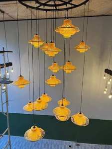 Art Chandelier Lámpara de bambú Tendencia caliente 2024 Diseño moderno Material duradero Tejido a mano Precio competitivo - Product Image 2