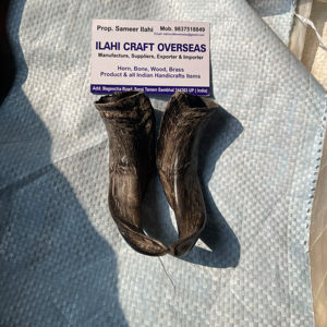 Par de Cuernos de Cabra Naturales con Acabado Natural para Decoración y Manualidades de Alta Calidad - Product Image 1