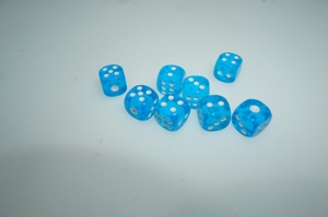 100 Uds D6 seis caras 12mm juego de dados translúcidos Yahtzee,Tenzi, <span class=keywords><strong>Farkle</strong></span>, Bunco, DND, RPG, juego de mesa o enseñanza de matemáticas - Product Image 6