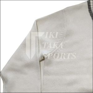 Venta al por mayor suéter de los hombres con cuello en V con bordado personalizado estilo universitario Patchwork patrón de invierno cárdigan de punto en varios colores - Product Image 4