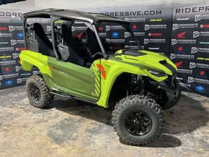 NUEVO Y AUTÉNTICO Yamaha Wolverine Rmax4 1000 Compact R-Spec UTV 2026 en Venta con Garantía - Product Image 3
