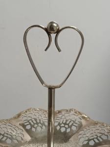 Exhibidor de Pasteles de Dos Niveles de Metal Plateado de Estilo Vintage, Ideal para Exhibición en Mesa, Regalos y Servicios de Catering, Procedente de la India - Product Image 6