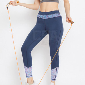 เลกกิ้งออกกำลังกายผู้หญิงทันสมัย เนื้อผ้าบางเบา กระชับพอดี เหมาะสำหรับยิมและโยคะ - Product Image 5