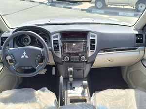 Mitsubishi Pajero Montero GLS 3.5L Gasolina Automático USADO EN EXCELENTES CONDICIONES - Product Image 6