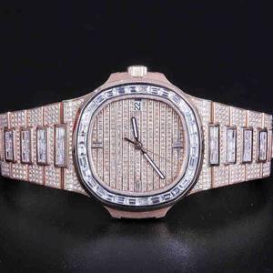Montre-bracelet classique pour homme entièrement personnalisée, style hip-hop, en acier inoxydable, avec diamants ronds et baguette cultivés en laboratoire, clarté VVS - Product Image 1