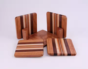 Posavasos de madera ecológicos clásicos con diseño suave y confiable de Crescent Crafts - Product Image 4