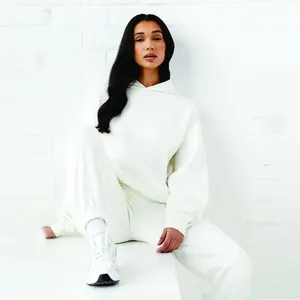 Nouveau Style Streetwear Taille Adulte à Manches Longues Femmes Survêtement Usine Prix de Gros Couleur Unie Femmes Survêtement - Product Image 3