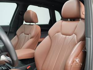 Audi Q5 SUV Usata 2023, Trasmissione Automatica, 5 Posti, Grigia, Fari a LED, Guida a Sinistra |   Pronto per l'esportazione - Product Image 4