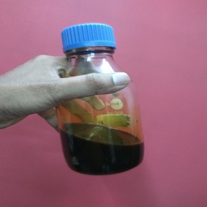 Acheter des huiles essentielles d'oud naturelles pures de qualité supérieure avec fabrication apaisante en Inde à vendre - Product Image 2