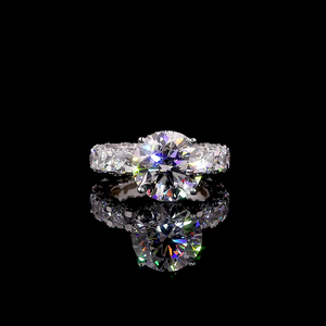 Anillo de eternidad de diamantes de lujo, brillo hecho a mano - Product Image 1