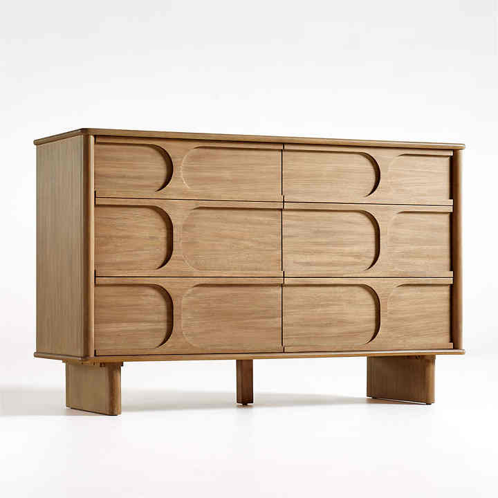 A closer look at Minimalist Home Furniture Pieces