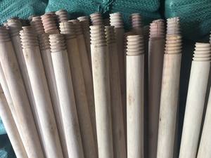 Palos de escoba de madera natural económicos para limpieza, para suministro a granel - Product Image 3