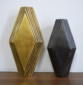 Florero Metal en níquel Diseño de lujo Maceta Fundida La mejor maceta para decoración del hogar y decoración de bodas en aluminio - Product Image 3