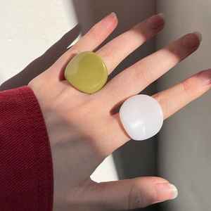 แหวนเรซิ่นงานฝีมือ สไตล์นางฟ้า ดูสมจริง แฟชั่นใหม่ สีลูกกวาด ปรับแต่งได้ งานแต่งงาน ดีไซน์ขายดี - Product Image 2