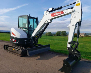 Mini-excavatrice sur chenilles E50 de haute qualité, moteur Eaton haute efficacité, pompe et engrenage Laidong, garantie 1 an, livraison gratuite, prix bas - Product Image 3