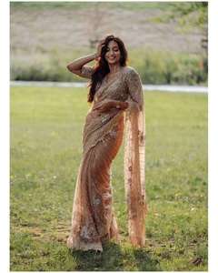Sari de Diseño con Bordado Intenso para Bodas y Fiestas, Última Colección, Estilo Bollywood, Elegante y Moderno - Product Image 3