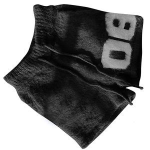 Haute qualité hommes Mohair tricoté Shorts Premium fil doux ceinture élastique coupe décontractée moderne Look de tous les jours - Product Image 2